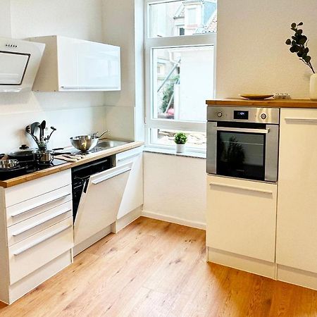50Qm Apartment In Krefeld Zentral Gelegen Mit Hohen Decken - Beuys Apartments - Krefeld Esterno foto